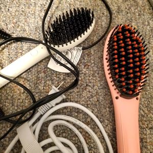 Heated hair brushes